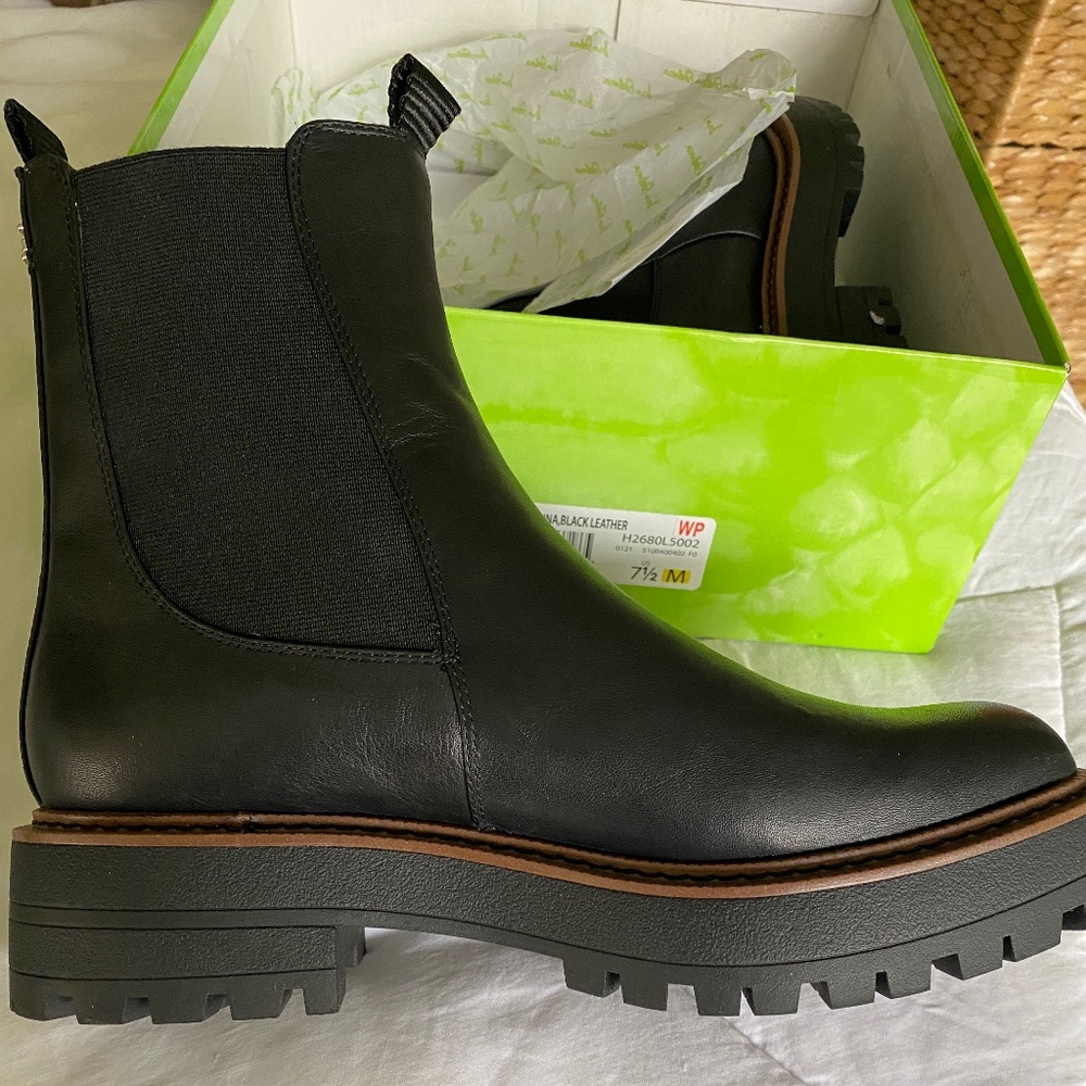 Sam Edelman black lug boot size 7.5